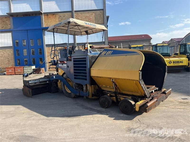 Marini MF691 Wheel Asphalt Paver معدات السفلتة