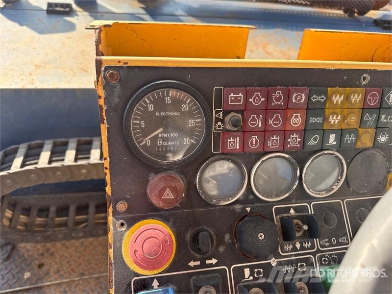 Marini MF691 Wheel Asphalt Paver Strassenfertiger