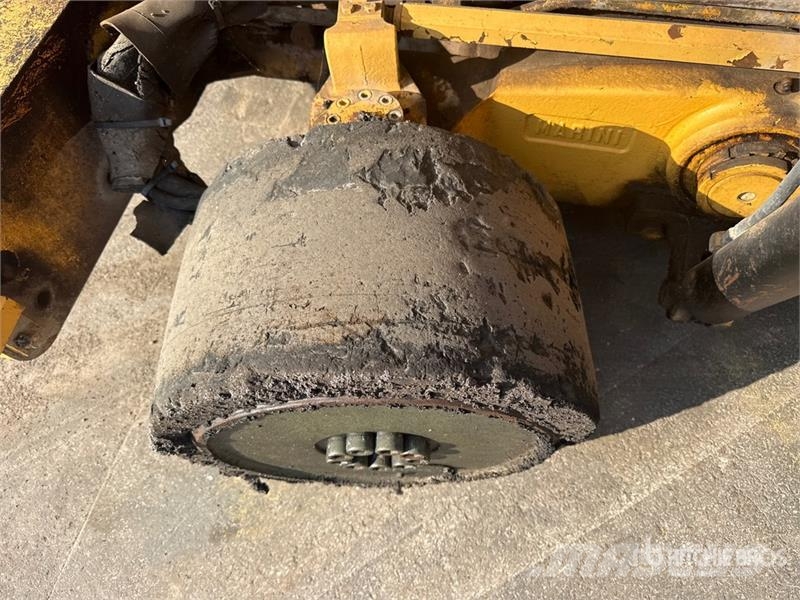 Marini MF691 Wheel Asphalt Paver معدات السفلتة
