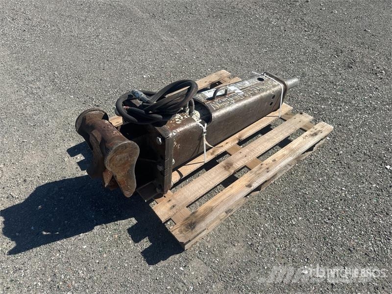 Marteau Hydraulique Hydraulic Breaker Młoty hydrauliczne