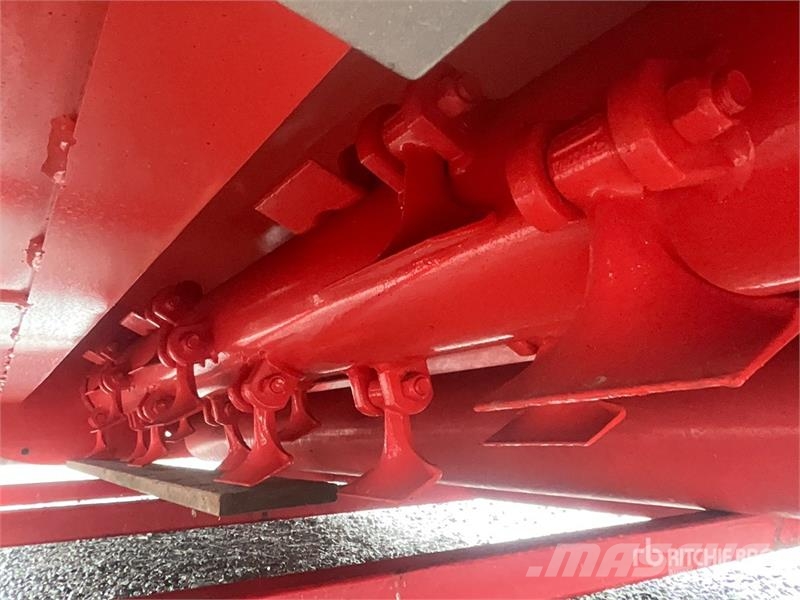 Maschio Gaspardo Brava 230L Mulcher Attachment (Unused) ماكينات تقطيع أخشاب الحراجة