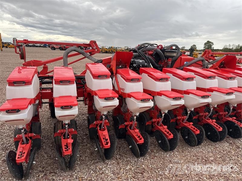 Maschio Gaspardo Chrono 500 12 Raws Semoir Pneumatique Mou Sadiace stroje