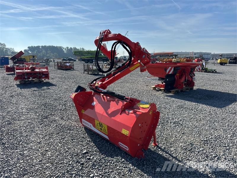 Maschio Gaspardo Giraffa XL160 Side Mulcher Attachment (Un Metsamultšerid