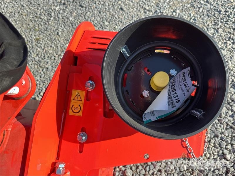 Maschio Gaspardo Giraffa XL160 Side Mulcher Attachment (Un Metsamultšerid