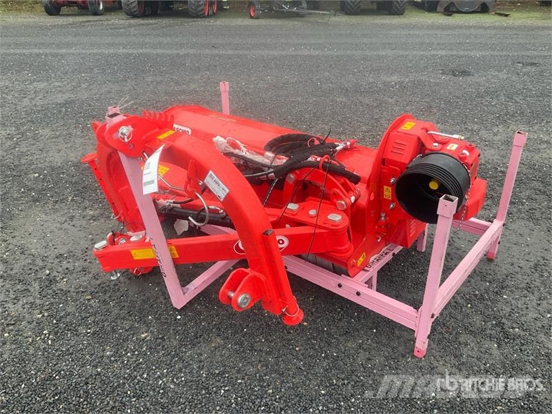 Maschio Gaspardo Giraffa L 170 Side Mulcher Attachment (Un ماكينات تقطيع أخشاب الحراجة