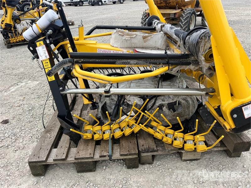 Maschio Gaspardo LEVANTE LT540 Hay Tedder (Unused) Ranghinatori