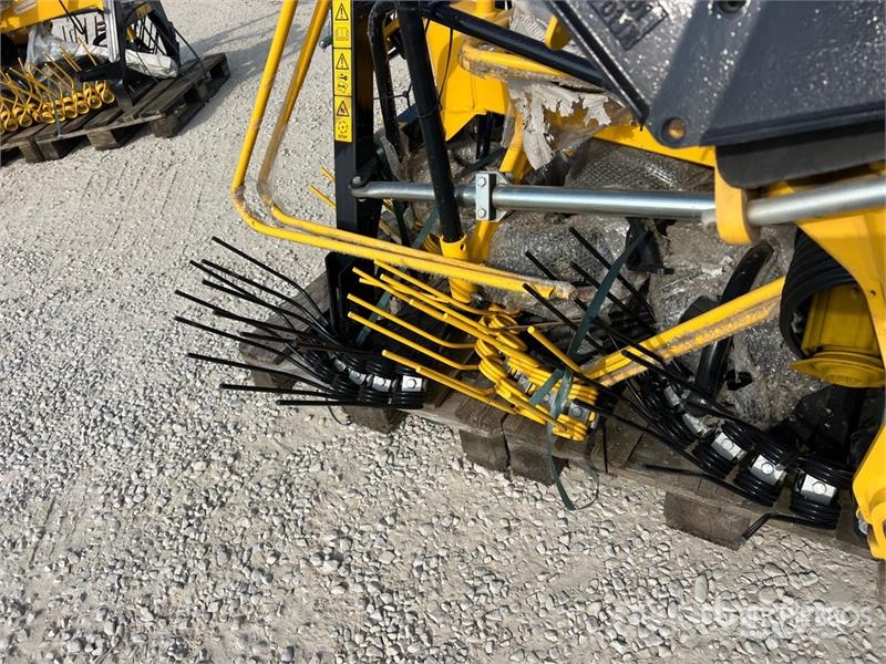 Maschio Gaspardo LEVANTE 660 Hay Tedder (Unused) Ranghinatori