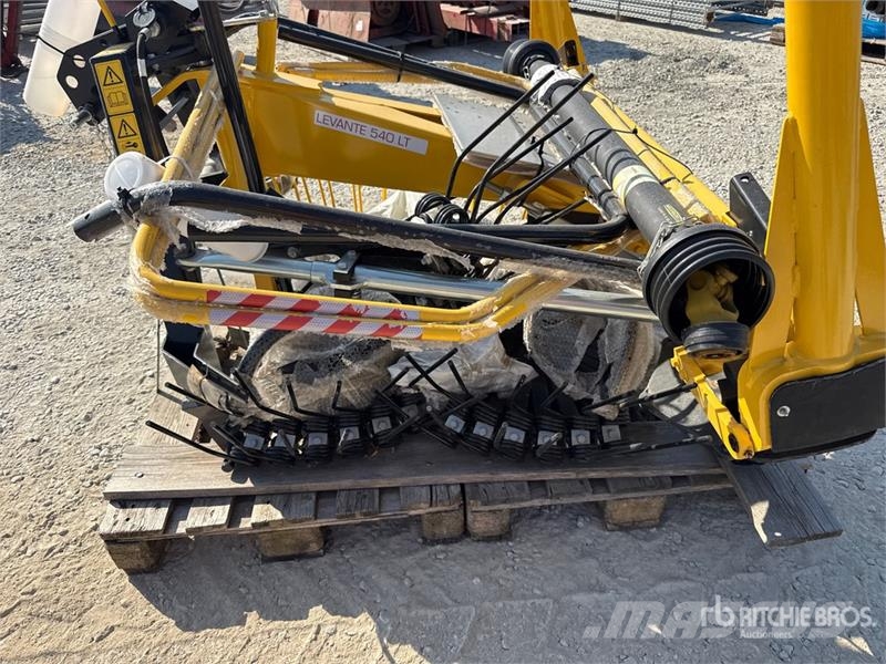 Maschio Gaspardo LEVANTE LT540 Hay Tedder (Unused) Грабли-ворошилки