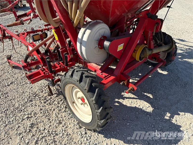 Maschio Gaspardo PI 400 32 File (Rows) Seeder 条播机