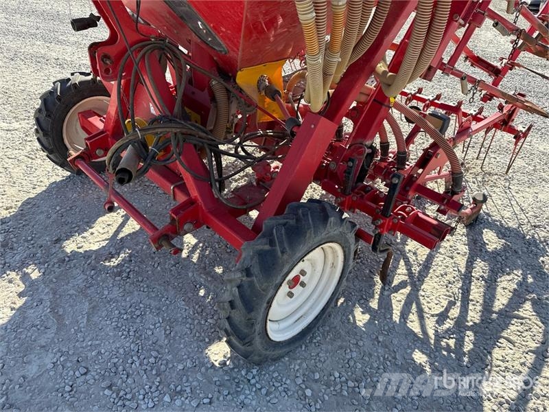 Maschio Gaspardo PI 400 32 File (Rows) Seeder 条播机