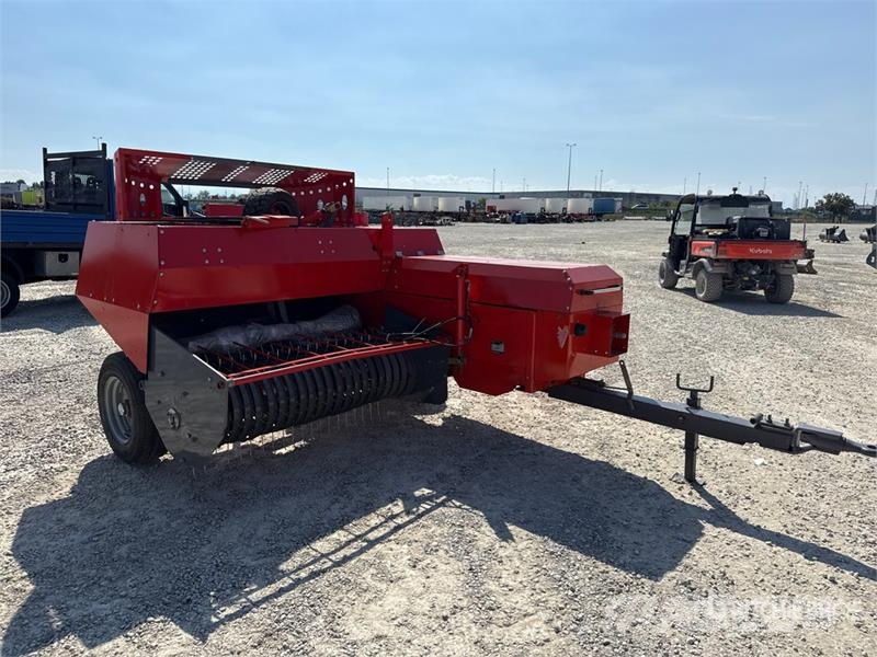 Maschio Gaspardo Pitagora Square Baler Vierkante balenpers