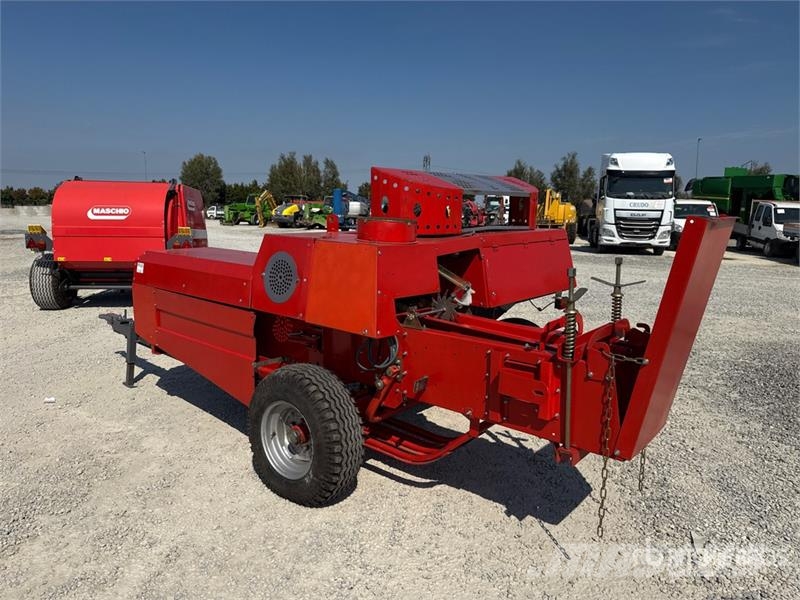 Maschio Gaspardo Pitagora Square Baler Vierkante balenpers