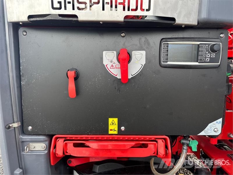 Maschio Gaspardo TEMPO ULTRA 2000L 3-Point Hitch Sprayer Haagispritsid