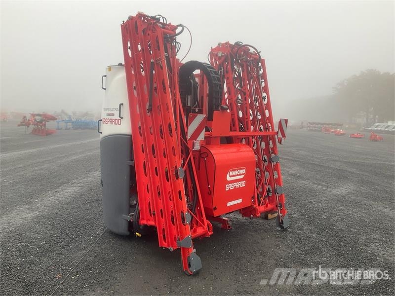 Maschio Gaspardo Tempo Ultra Isotronic 2000 24 m 3-Point H Anhängespritzen