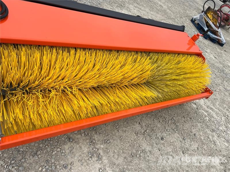 Massepoids 2,400 mm Sweeper Bucket Sweeper Attachm Четки