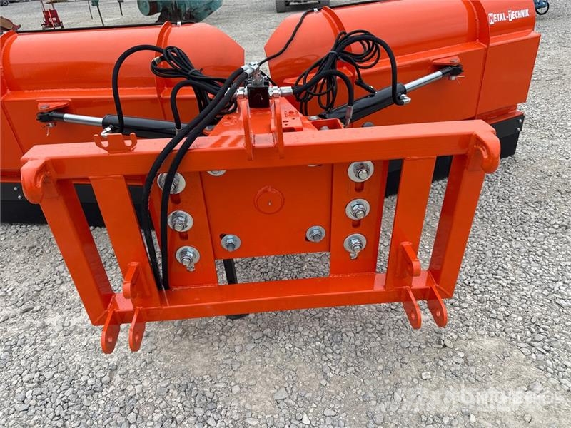 Massepoids SNOW PLOW V-TYPE 3000 3,000 mm V-type s Snežne deske in plugi