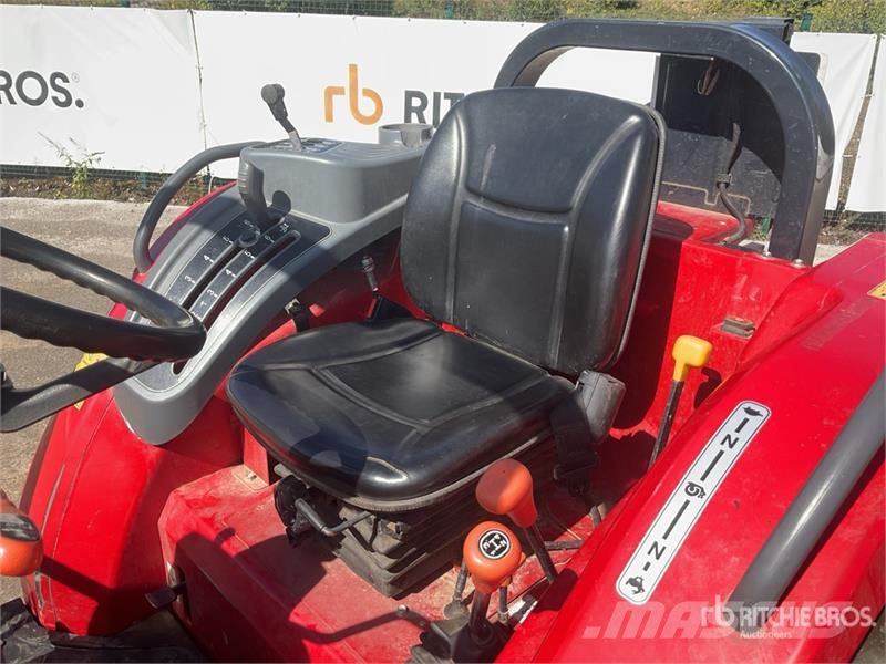 Massey Ferguson 1755E 4WD Tractor Traktoren