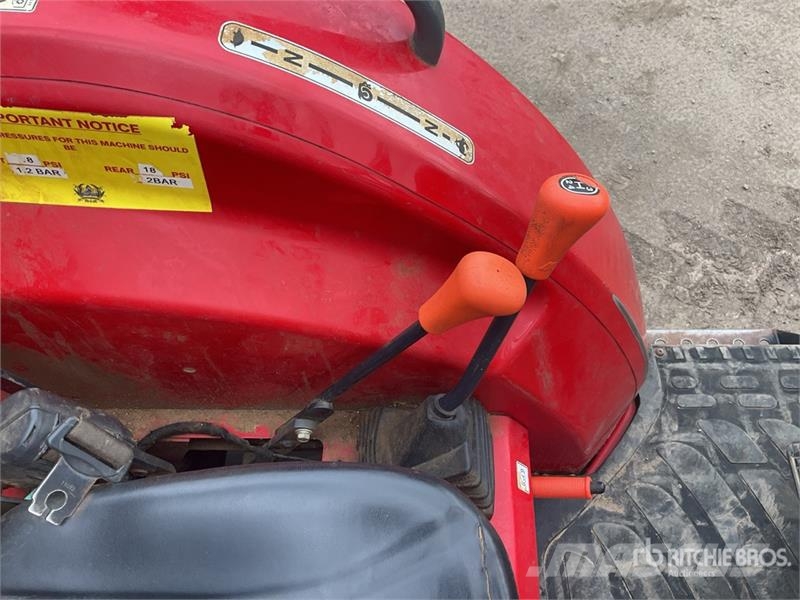 Massey Ferguson 1755E 4WD Tractor Traktoren