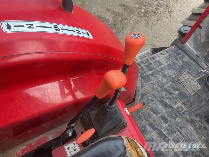 Massey Ferguson 1755E 4WD Tractor Traktoren