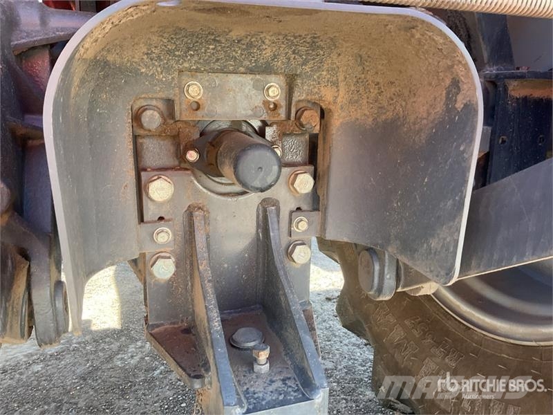 Massey Ferguson 1755E 4WD Tractor Traktoren