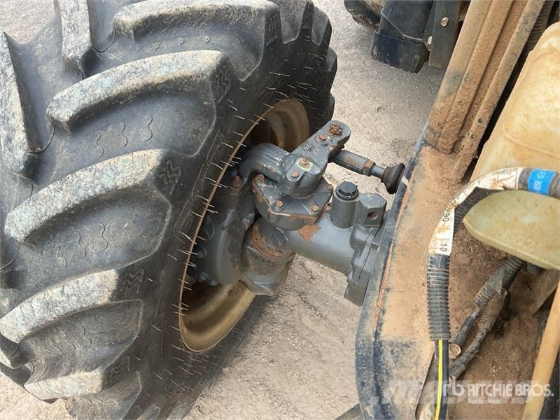 Massey Ferguson 1755E 4WD Tractor Traktoren