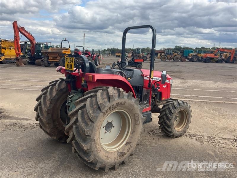 Massey Ferguson 1755E 4WD Tractor Traktoren