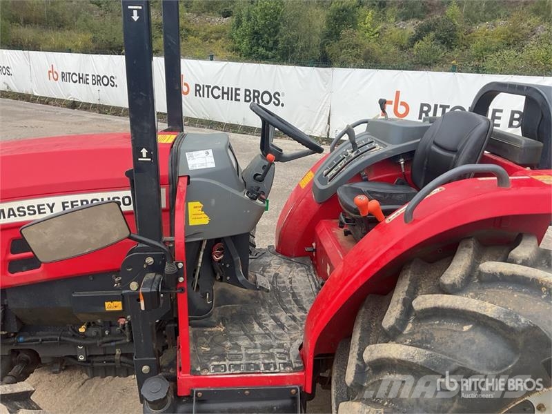 Massey Ferguson 1755E 4WD Tractor Traktoren