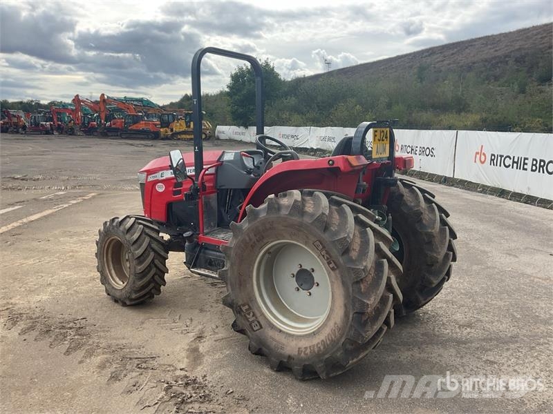 Massey Ferguson 1755E 4WD Tractor Traktoren