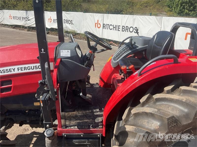 Massey Ferguson 1755E 4WD Tractor Traktoren