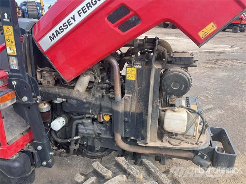 Massey Ferguson 1755E 4WD Tractor Traktoren