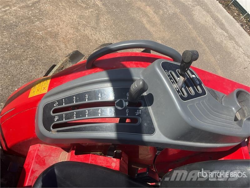 Massey Ferguson 1755E 4WD Tractor Traktoren