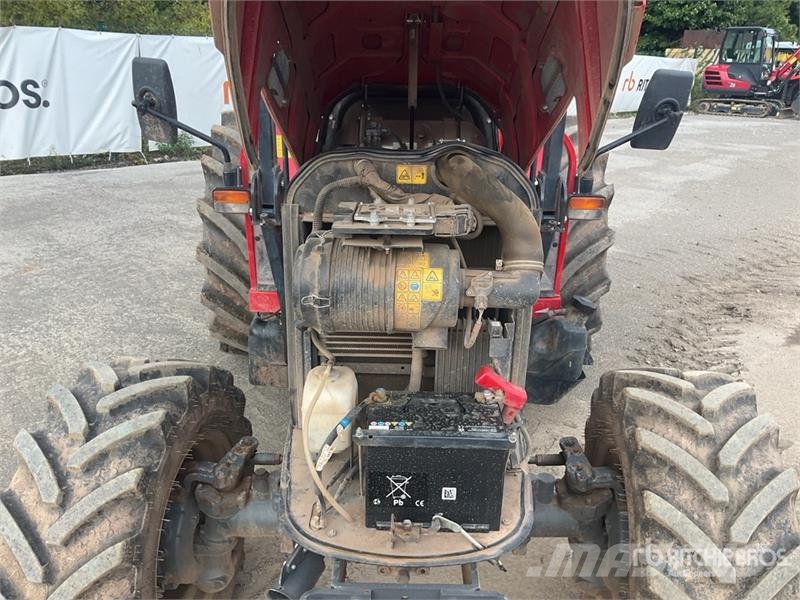 Massey Ferguson 1755E 4WD Tractor Traktoren