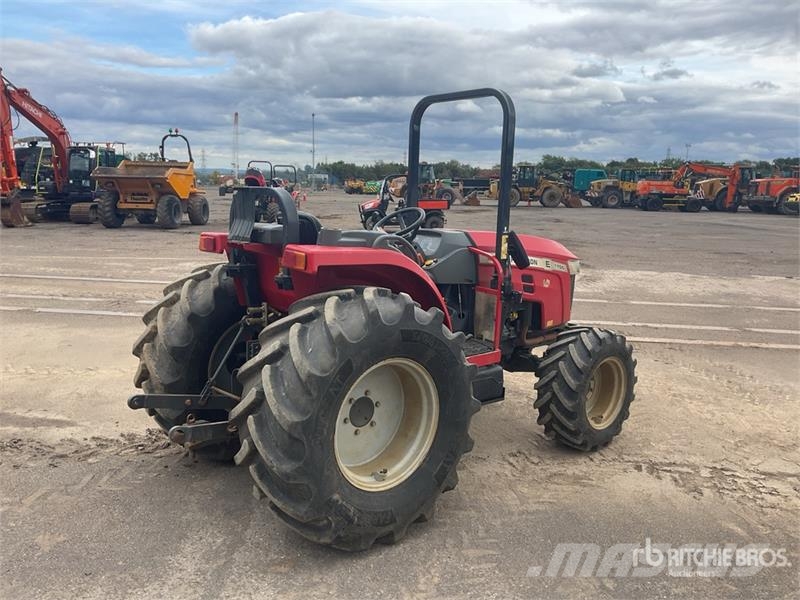 Massey Ferguson 1755E 4WD Tractor Traktoren