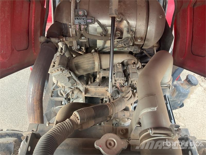 Massey Ferguson 1755E 4WD Tractor Traktoren