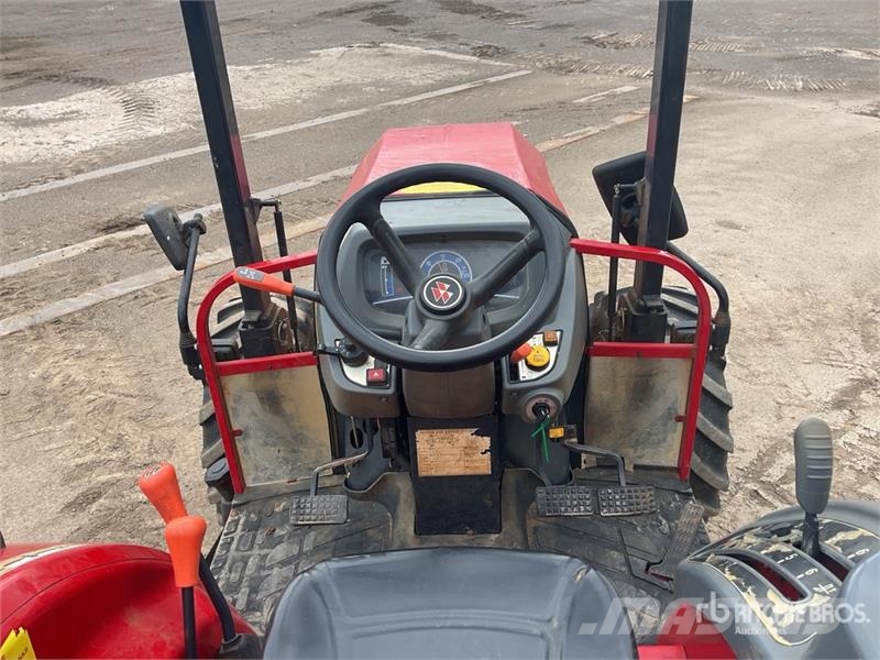 Massey Ferguson 1755E 4WD Tractor Traktoren