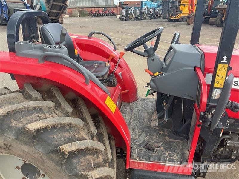 Massey Ferguson 1755E 4WD Tractor Traktoren
