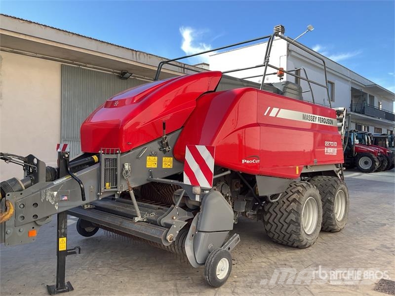 Massey Ferguson 2270XD 方形打捆機