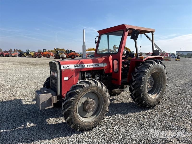 Massey Ferguson 274 4WD Tractor الجرارات