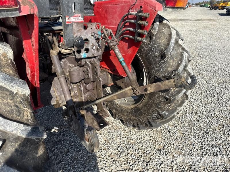 Massey Ferguson 274 4WD Tractor الجرارات