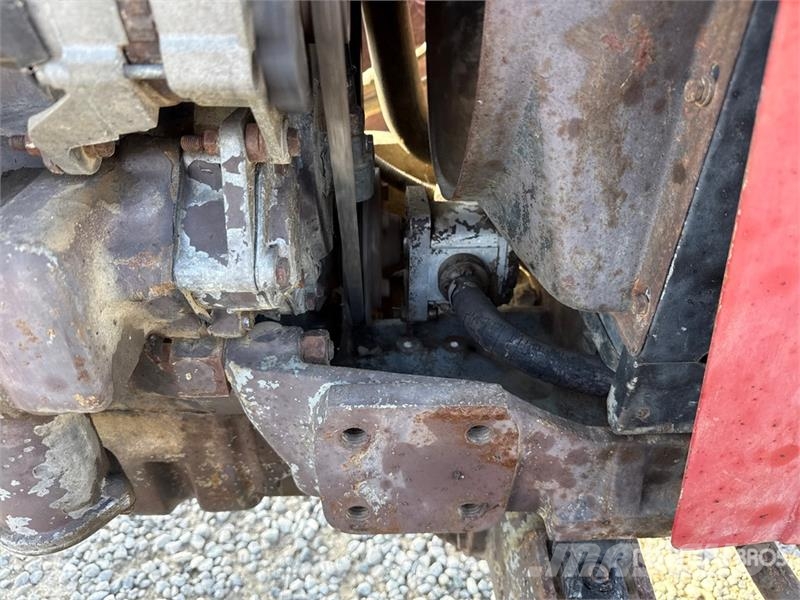 Massey Ferguson 274 4WD Tractor الجرارات