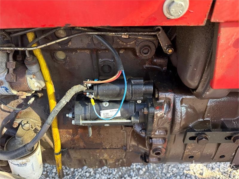 Massey Ferguson 274 4WD Tractor الجرارات