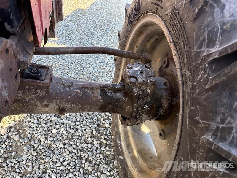 Massey Ferguson 274 4WD Tractor الجرارات