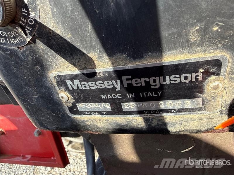 Massey Ferguson 274 4WD Tractor الجرارات