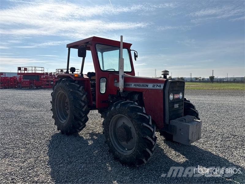 Massey Ferguson 274 4WD Tractor الجرارات
