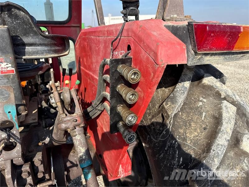 Massey Ferguson 274 4WD Tractor الجرارات