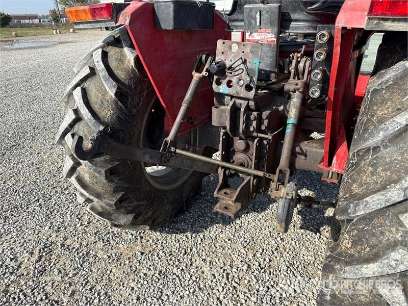 Massey Ferguson 274 4WD Tractor الجرارات