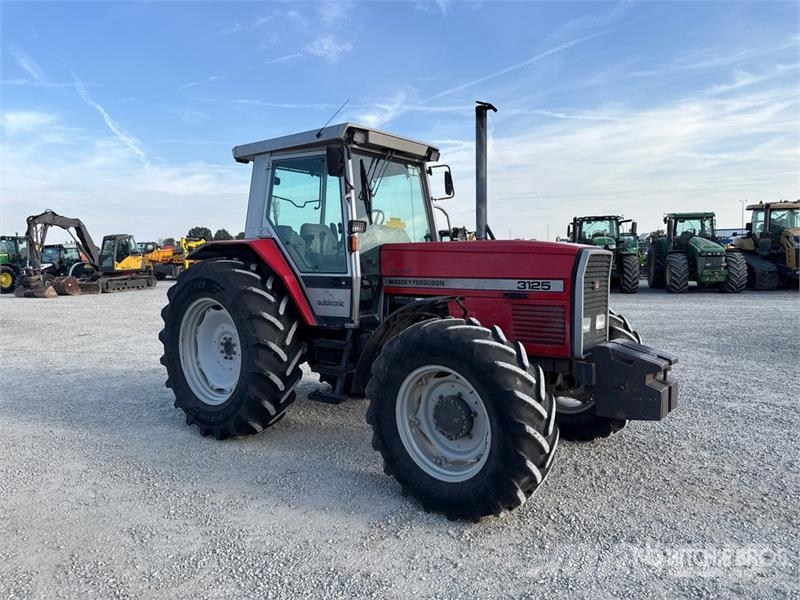 Massey Ferguson 3125 4WD Tractor Trattori