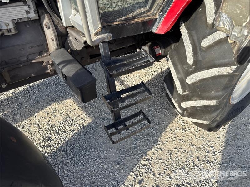 Massey Ferguson 3125 4WD Tractor Trattori