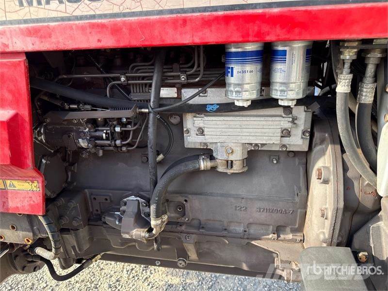 Massey Ferguson 3125 4WD Tractor Trattori