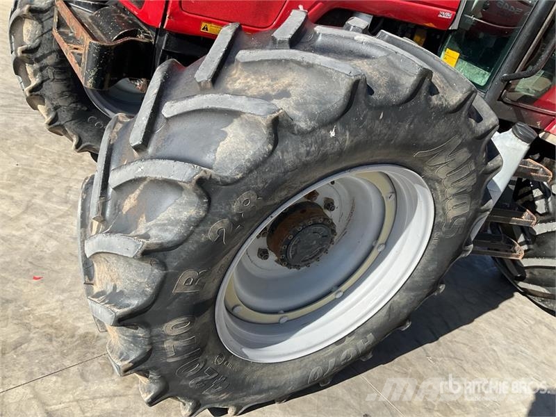 Massey Ferguson 5445 Dyna-4 4WD Tractor Трактора